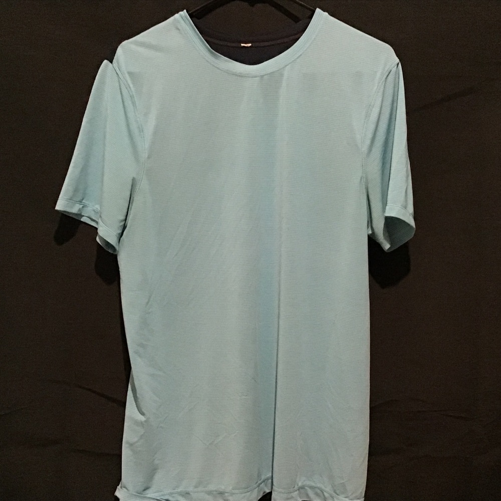 Lululemon workout SS shirt